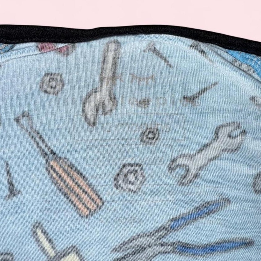Boys little sleepies onesie - Picture 3 of 3